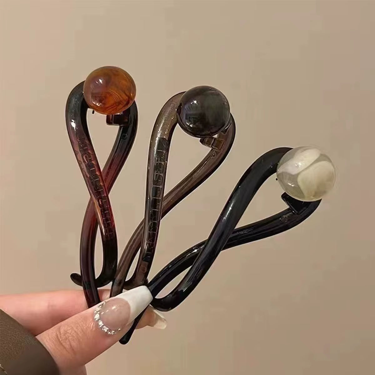 New Twist Hair Clip Plastic Acrylic Bead Imitation Pearl Hairpin Twisted Design Women Hair Accessories